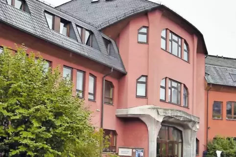 Wurde 1992 bezogen und muss jetzt generalsaniert werden: das Gebäude der Waldorfschule Frankenthal.