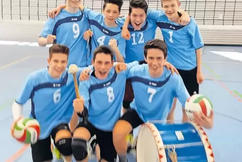 So sehen Sieger aus (von links): hinten Finn Krauss, Jonathan Betz, Cédric Goldmann und Mats Silbernagel, vorn Jonas Reiser, Luc