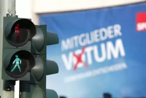 In der RHEINPFALZ-Umfrage melden sich unter anderem die SPD-Politiker Andreas Rahm, Oliver Guckenbiehl, Thomas Wansch und Heinz 