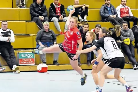 Die Hauensteinerin Annalena Seibel agierte nicht nur wirkungsvoll in der Abwehr als vorgezogene Spielerin, sondern warf vorne ne