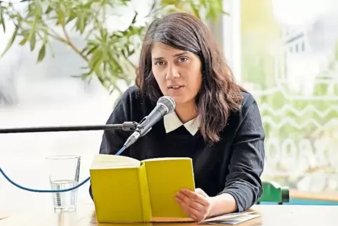 Arbeitet auch als Journalistin für die „taz“: Fatma Aydemir.