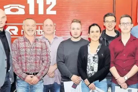 Geehrte und Ehrende (von links nach rechts): Wehrleiter Stefan Kuhn, Bürgermeister Dennis Nitsche, Otto Gehrlein, Wehrführer Rai