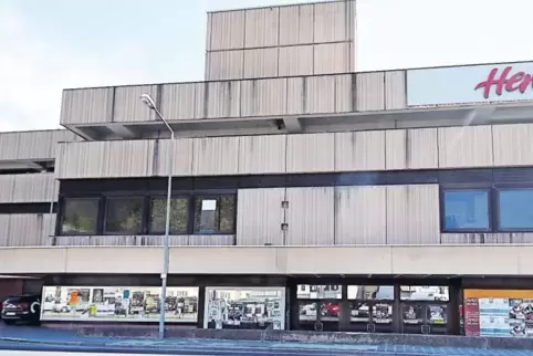 Das Neustadter Hertie-Gebäude steht seit 2009 leer.