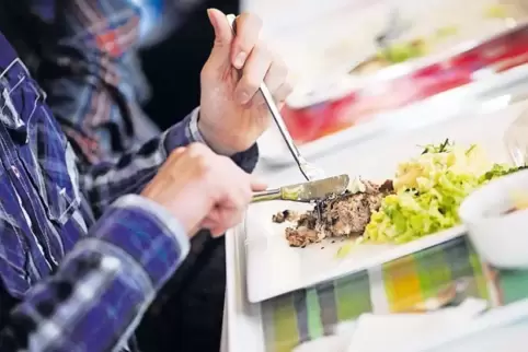 Ab dem kommenden Schuljahr kostet das Mittagessen bei den kreiseigenen Ganztagsschulen – das sind die Realschulen plus, die beid
