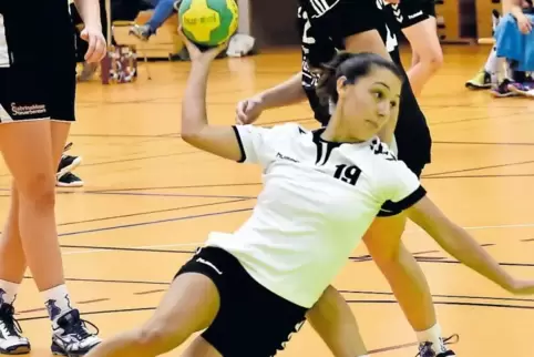 Janina Mehrhof und der SC Bobenheim-Roxheim wollen in Ruchheim die Serie von fünf Niederlagen beenden.