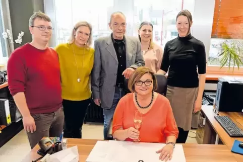 Das Team von Prodigialis bei der Eröffnung der neuen Büroräume in Waldmohr: Andreas Pirro, Susanne Lichtenberger, Geschäftsführe