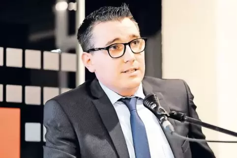 Björn Bernhard bekräftigte gestern Abend seine Entscheidung, sein Amt als dritter Beigeordneter 2019 abzugeben: Er brauche keine