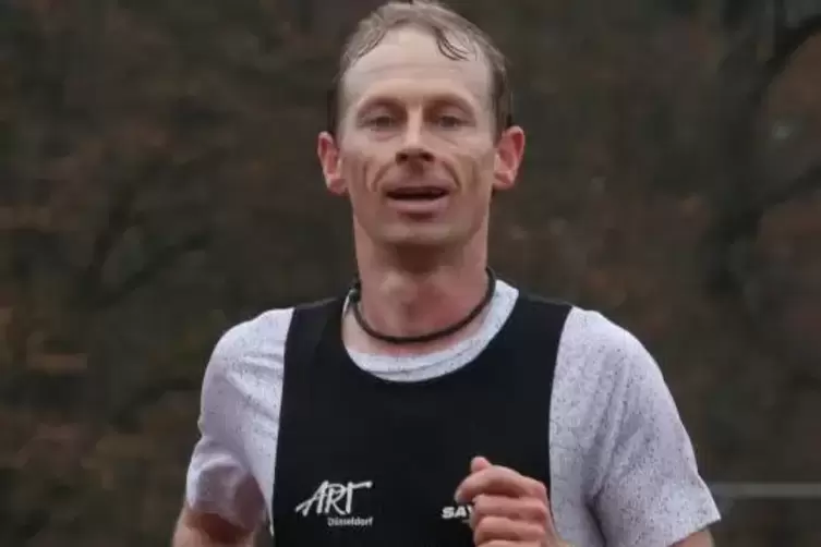 Andreas Straßner, der Sieger des Bienwald-Marathons. Foto: VAN 