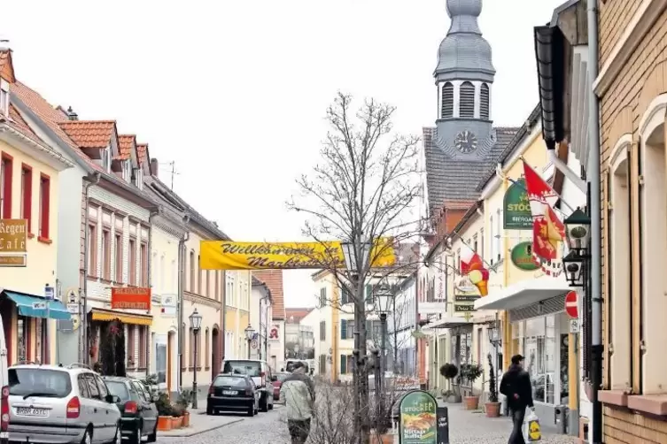 Germersheim, hier die Marktstraße: Bei Einheimischen hat die Stadt ein eher positives Image, bei Auswärtigen ein eher schlechtes