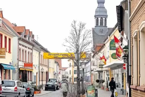 Germersheim, hier die Marktstraße: Bei Einheimischen hat die Stadt ein eher positives Image, bei Auswärtigen ein eher schlechtes