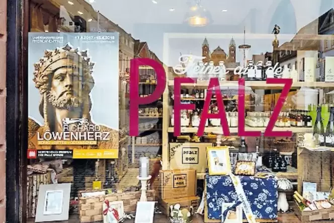 In Speyer nicht zu übersehen: Richard Löwenherz. In Speyer nicht zu übersehen: Richard Löwenherz.