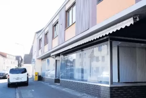 Ins frühere Modehaus Schwab an der Vogesenstraße zieht die Hausarztpraxis ein.