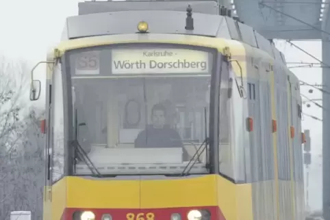 Was soll das für die Bürger kostenlose Fahren mit der S-Bahn kosten? Das will die Stadt Wörth vom Karlsruher Verkehrsverbund wis
