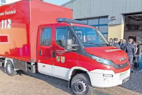 7000 Euro steuerte der Förderverein der Steinfelder Feuerwehr für das neue Fahrzeug bei.