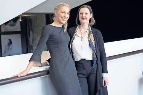 Nicole Braunger (links) übernimmt die Leitung der Oper am Staatstheater. Neue Betriebsdirektorin wird Uta-Christine Deppermann.