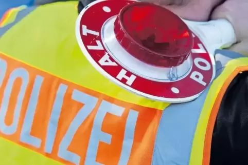 Im Bereich der Rauschgiftkriminalität achtet die Polizei bei Kontrollen auf Anzeichen, die auf den Einfluss illegaler Drogen hin