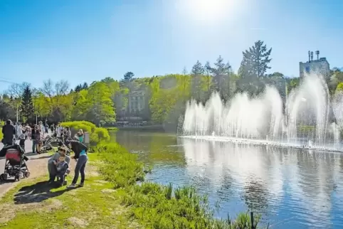 Wasserorgel im Deutsch-Französischen Garten.