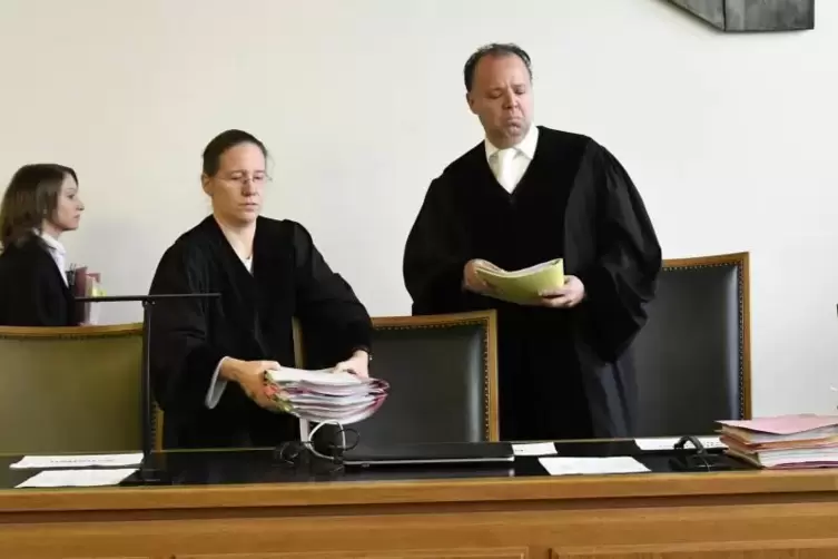 Frankenthal_Torun_Prozess_Auftakt_Landgericht_2017_10_16_BOLTE.jpg