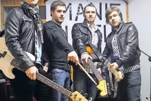 Betreten an Ostersonntag die Bühne: Manic Circus mit Arthur Chmiel, Florian Rietz, Andi Benner und Sami Achkar (von links).
