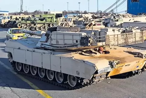 Die Verlegung von Panzern stößt in Europa oft auf Probleme.