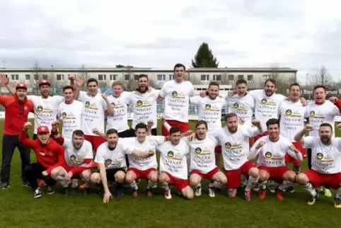 Schreiben als Kreispokal-Gewinner 2018 ein Kapitel Contwiger Fußball-Geschichte: die Kicker der Palatia Foto: Bucholz