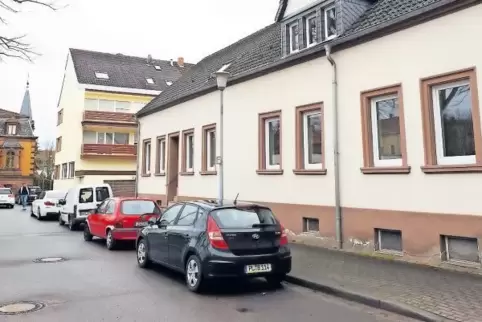 Die Jahnstraße führt zu einer einzigen Haustür und endet schon nach 50 Metern.