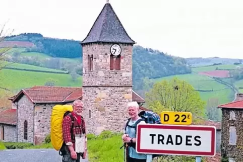 Unterwegs: Peter Walter (links) mit einem Pilgerbruder.