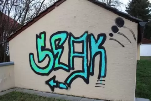 Mit sogenannten Tags kennzeichnen Graffitisprayer ihre Werke. Foto: dpa 