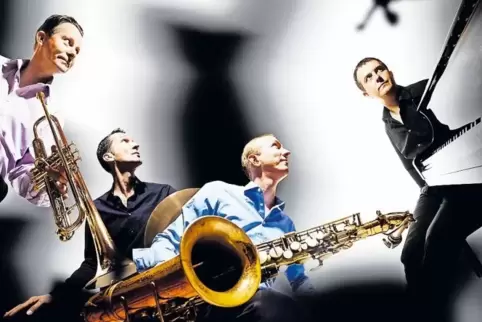 Preisgekröntes Jazz-Ensemble Echoes of Swing: Colin T. Dawson (Trompete, Gesang), Chris Hopkins (Altsaxophon), Bernd Lhotzky (Pi