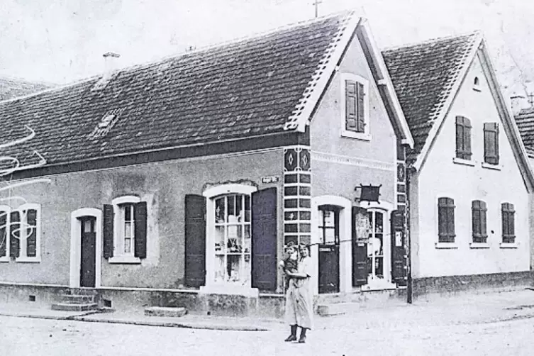 Eine der ersten Aufnahmen des Geb&auml;udes von 1923.