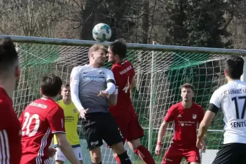 Der FC Kandel beim Heimspiel gegen Bingen.  Foto: IVERSEN