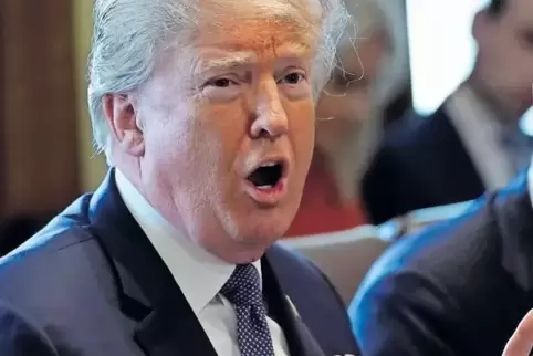 In der Razzia bei seinem Anwalt Michael Cohen sieht Donald Trump einen „Angriff auf unser Land“.