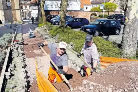 Für Rollstuhlfahrer, Gehbehinderte oder Eltern mit Kinderwagen war der Weg in die Innenstadt bisher sehr schlecht oder gar nicht