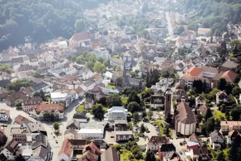 Gerade in gefragten Wohnlagen – wie in der Landstuhler Innenstadt – könnte eine Grundstücks-Neubewertung durchaus zu höheren Gru