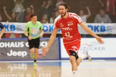 Rückraumspieler Patrick Weber wird den Handball-Bundesligisten Eulen Ludwigshafen zum Saisonende verlassen.  Foto: Harry Reis/fr