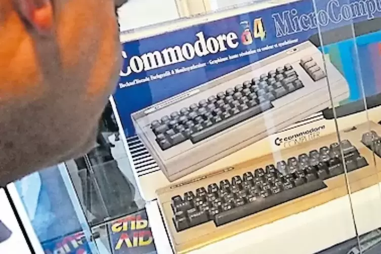 Noch heute beliebt: der Commodore 64 (oben). Der Klempner Mario hatte seinen ersten Auftritt in „Donkey Kong“, bevor er eine eig