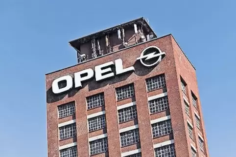 Bei Opel haben inzwischen die Franzosen das Sagen, hier ein Gebäude im Stammwerk Rüsselsheim.