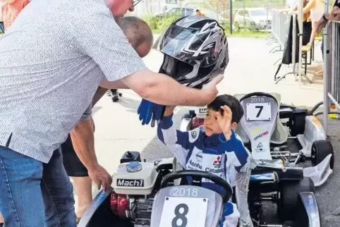 Mit sieben Jahren schon „Rennfahrer“: Alexander Schneider aus Haßloch vor dem Start in Hauenstein.