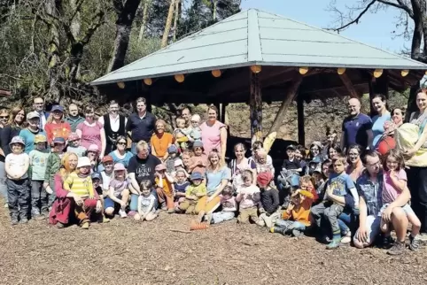Im vergangenen Juli ist die Schutzhütte des Münchweilerer Waldkindergartens abgebrannt, ein Verursacher konnte nicht ermittelt w