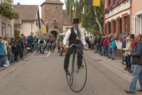 Am publikumsträchtigen Festumzug wird nicht gerüttelt. Foto: van 