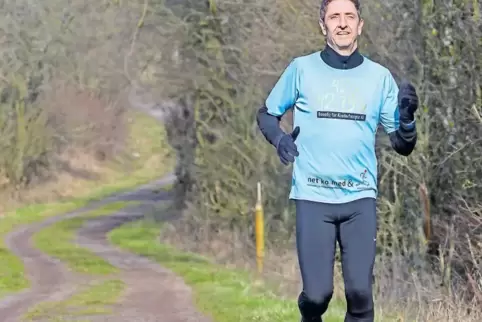 Läuft sich warm: Marathon-Mann Andreas Hesch.