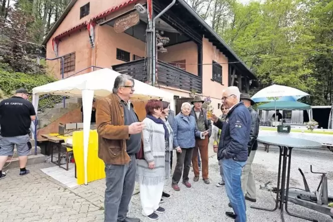 Der wiedererstarkte Verein feierte am 1. Mai auf seinem Gelände. Der wiedererstarkte Verein feierte am 1. Mai auf seinem Gelände.