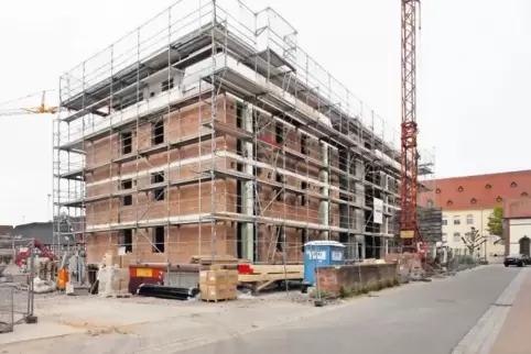 Läuft weiter alles nach Plan, können ab dem 1. Januar die neuen Bewohner in den Wohnpark am Schloss einziehen.