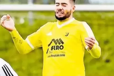 Der Unglücksrabe: Philipp Schwarz (SV Morlautern) traf gegen Pfeddersheim ins eigene Tor.