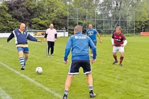 Hat immer noch Biss: die Altherren-Mannschaft des SV.