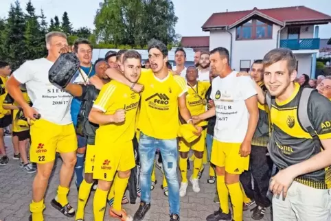 Vor einem Jahr hatten die Spieler des Fußball-Oberligisten SV Morlautern nach dem Gewinn des Verbandspokals noch allen Grund zur