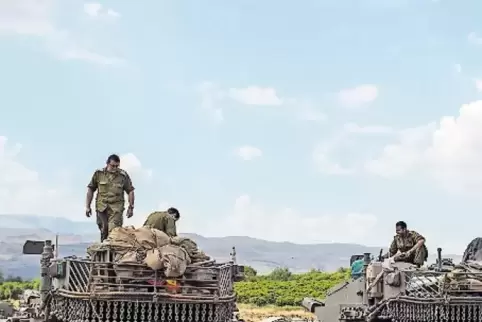 Bereits vor den iranischen Raketenangriffen versetzte Israel seine Truppen auf den Golanhöhen in erhöhte Alarmbereitschaft.