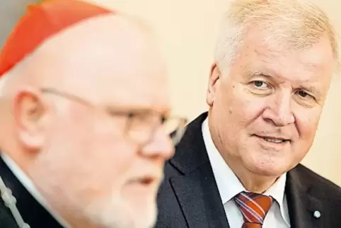 CSU-Chef Seehofer mit dem Münchner Kardinal Marx bei einem Treffen 2015.