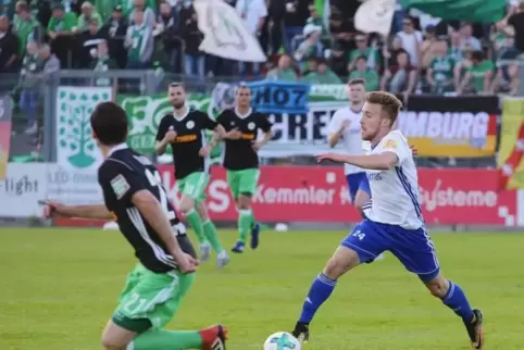 Extrem schnell und stark im Abschluss: FKP-Torschütze Jonas Singer, der nächste Saison für den 1. FC Kaiserslautern stürmt. Foto