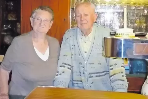 Ruth und Reinhold Glass führten lange Jahre die Gastwirtschaft.